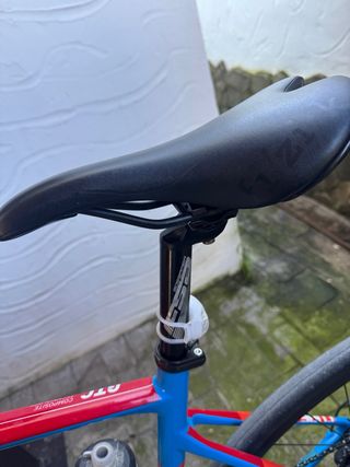 Bicicleta carretera Cube Attain GTC