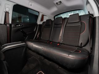 OFERTA! Peugeot 2008 GT-line, Gasolina, Manual