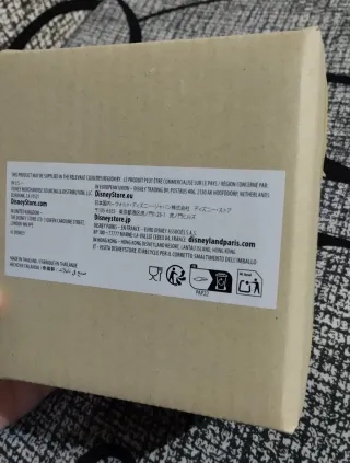 Taza Alicia en en pais de las maravillas