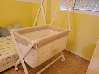 Minicuna para bebé con estrellas