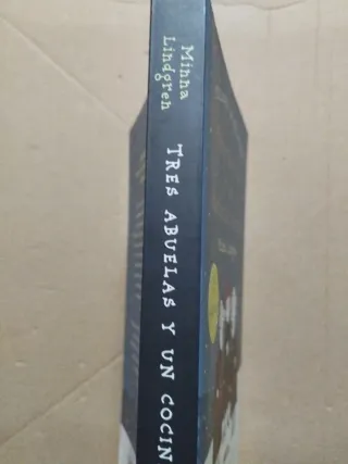 Tres abuelas y un cocinero muerto (Trilogía de ...