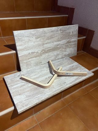 Baldas y soportes de madera