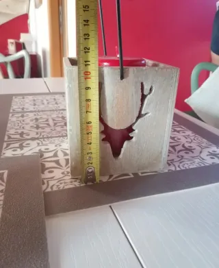 Portacandele in legno con renna