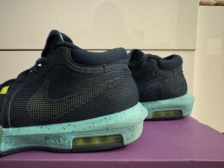 Zapatillas Nike LeBron Witness VIII Talla 42