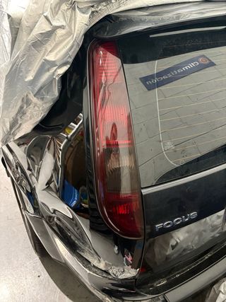 Pilotos traseros Ford Focus