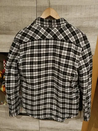 Camisa Zara Man cuadros blanco y negro