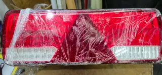 Pilotos traseros camión