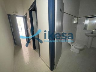 Local comercial en venta en Andújar