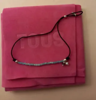 Pulsera Tous con piedras azules y charm