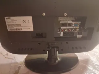Monitor/TV Samsung 19” con HDMI – funziona perfettamente
