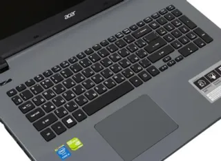 Portátil Acer E5-771 17" i5 + 16Gb + 2Gb Gpu