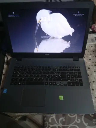 Portátil Acer E5-771 17" i5 + 16Gb + 2Gb Gpu
