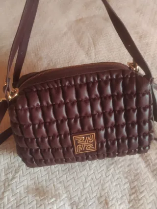 Bolso Robert Pietri acolchado burdeos