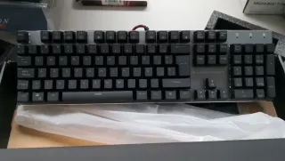 Teclado ThundeRobot K70R Led. Negro