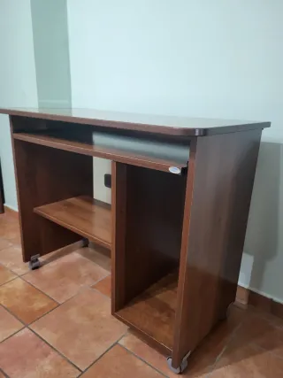 Scrivania porta PC compatta - Linea Azzurra