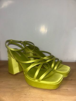 Tacones Corina verdes