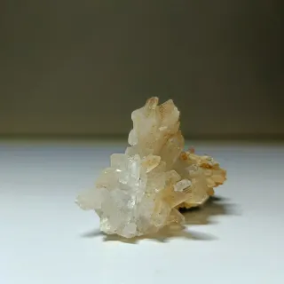 Cluster di Quarzo Grezzo Naturale