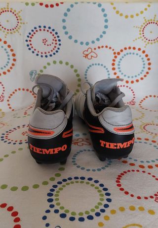 Botas de fútbol Nike Tiempo