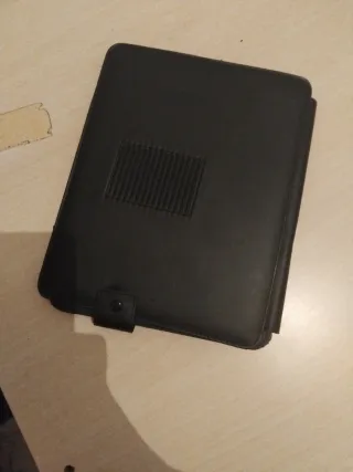 Funda negra para tablet