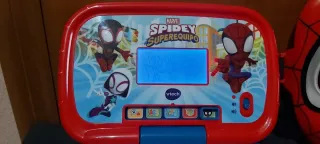 Portátil Interactivo y Máscara Spiderman