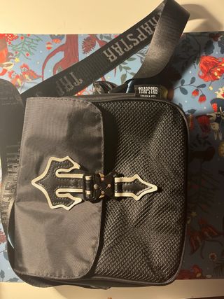 Riñonera Trapstar Negra