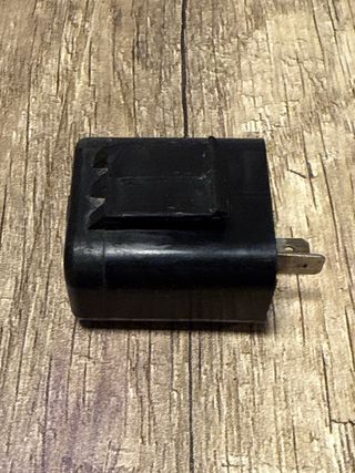 Relé intermitentes original Honda NSR 75cc.