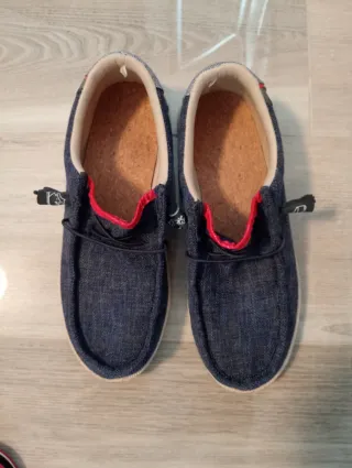 Mocasines negros sin estrenar