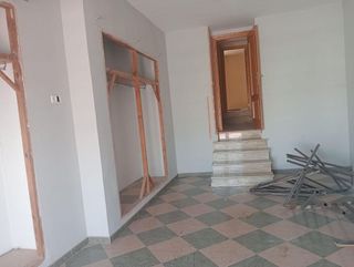 Casa adosada en venta en Mengíbar