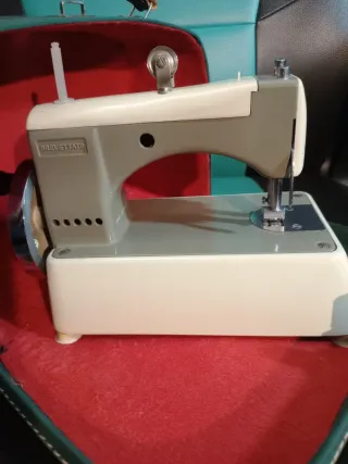 Macchina da cucire NECCHI SUPERNOVA vintage