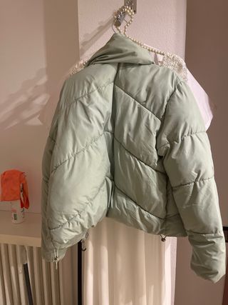 Chaqueta plumífero Bershka verde