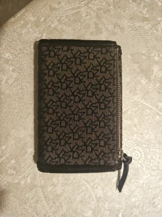 Monedero DKNY Marrón