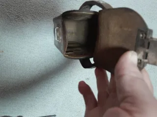 Antigua funda de cuero