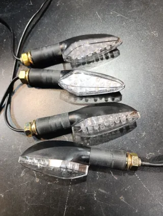 Faro LED + intermitentes