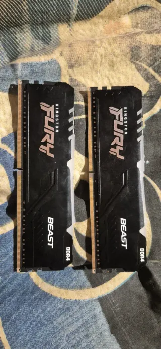 2 Memorias RAM Kingston FURY Beast DDR4