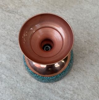 Cuenco de cobre y turquesas iraní