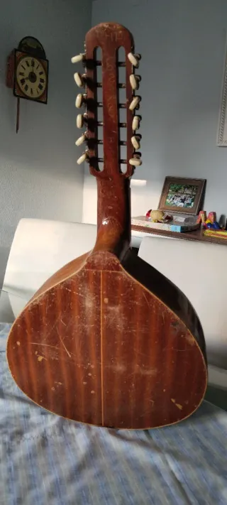 Bandurria de 12 cuerdas
