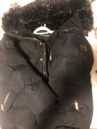 Chaqueta Supply & Demand Negra Talla M