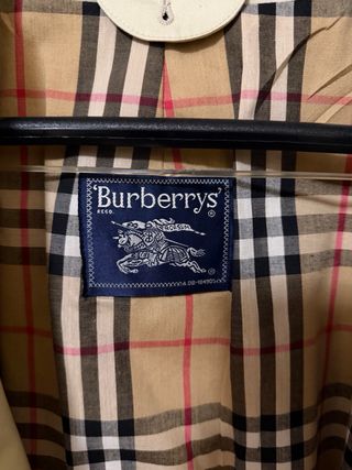 Gabardina Burberry Beige Clásica