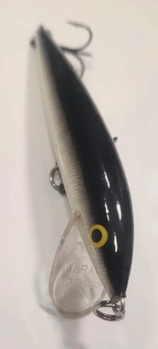 Señuelo Rapala Countdown Negro/Amarillo