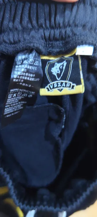 Pantalones Jogging Muay Thai Negro y Dorado