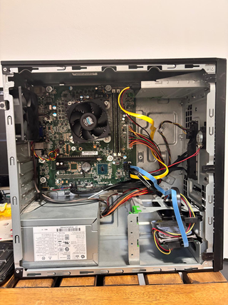 HP 280 i5-6400, 8GB Ram, 128GB SSD, 320GB HDD