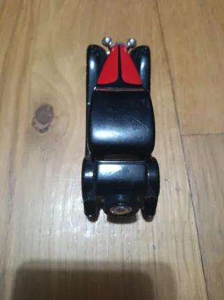Coche de juguete Bugatti T50 estilo antiguo
