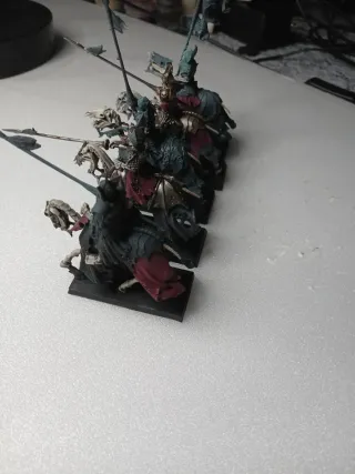 Caballeros Funebres medio pintados