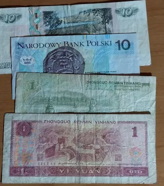 Monedas y billetes extranjeros antiguos y actuales