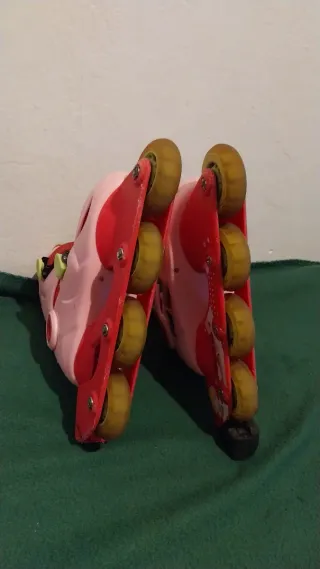 Patines línea Oxelo Talla 28-30 y casco soy luna M