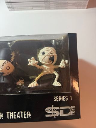 Killer Panda Toys Monster Theater Series 1