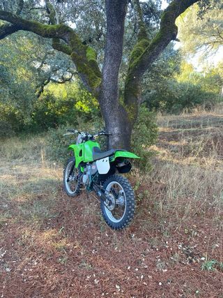 Kawasaki KMX 125cc Enduro