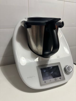 ThermomixTM5 + dos bolsas de viaje.