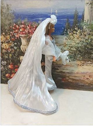 Barbie con vestito da sposa