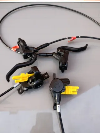 Frenos MAGURA MT Thirty 850/1850mm 2 pistones.MTB